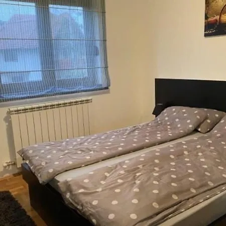 Safir Apartament *